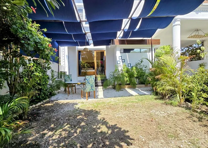 Giovanni Suites
